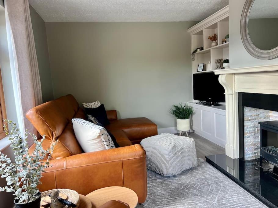 Sarah'S Cottage Ньюри Экстерьер фото